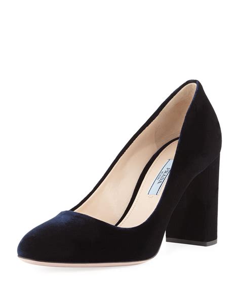 prada pumps blockabsatz|Prada velvet pumps.